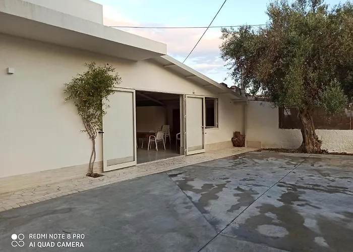Casa degli Spartani Pina