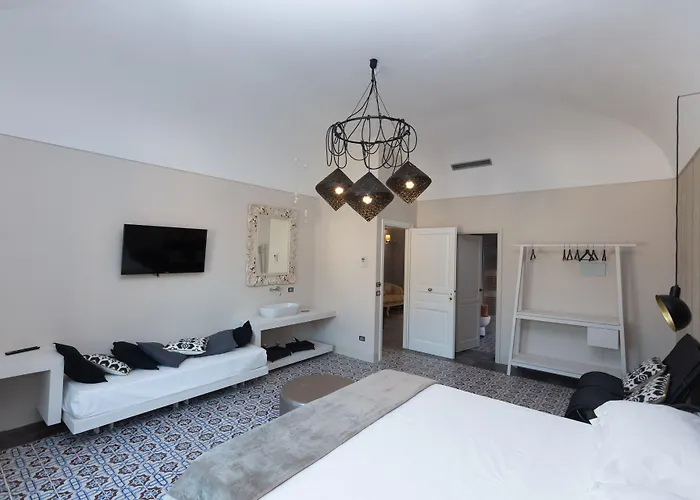 Palazzo Conti Camere&Suites